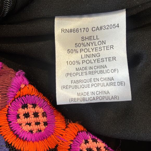 Anthropologie Hutch Embroidered Ellen Mini Skirt Purple Pink Green Size 6‎ - Picture 12 of 13